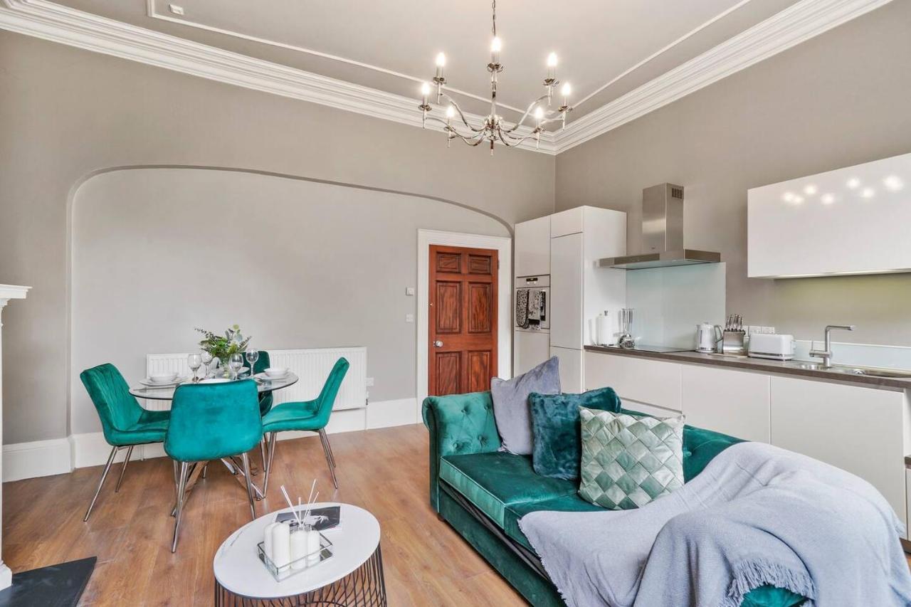 Lovely Central Wakefield Apartment - Parking Экстерьер фото